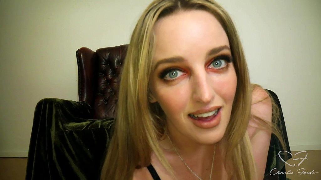 Charlie Forde's Solo Squirt Session in HD