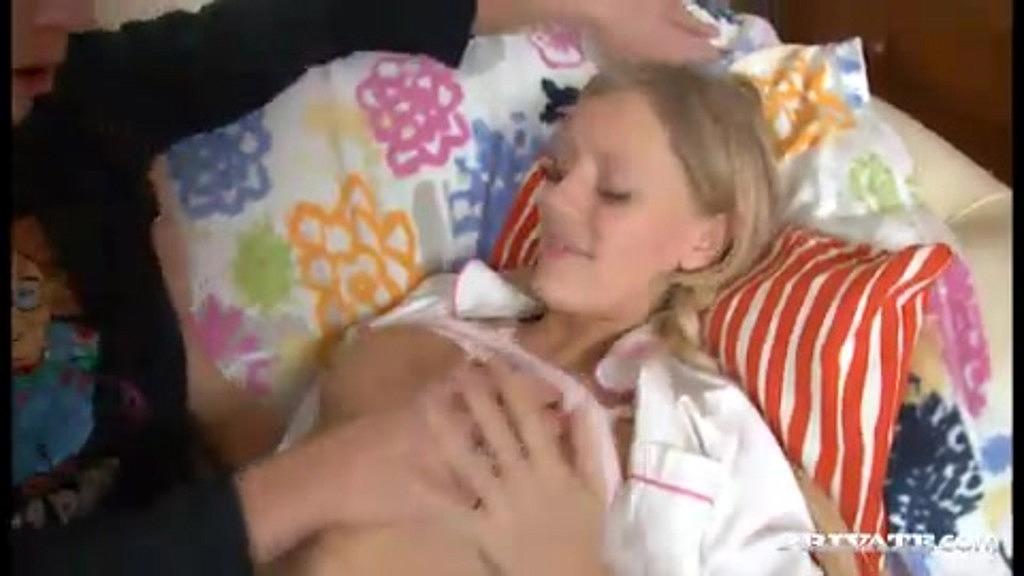 Kelsie S's Anal Blonde Sex: Pussy Licking, Doggystyle, and Ass Fucking