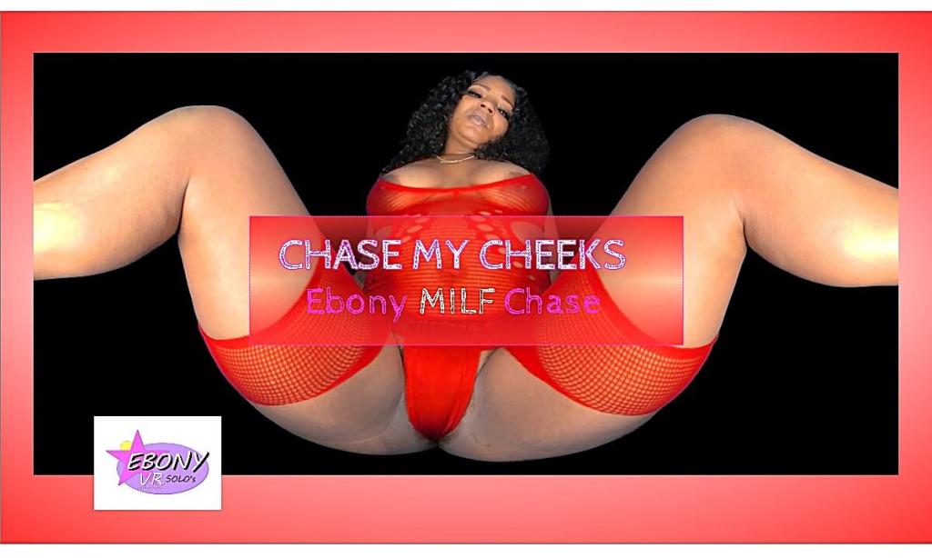 Ebony MILF's Quick 4K Fingering Scene