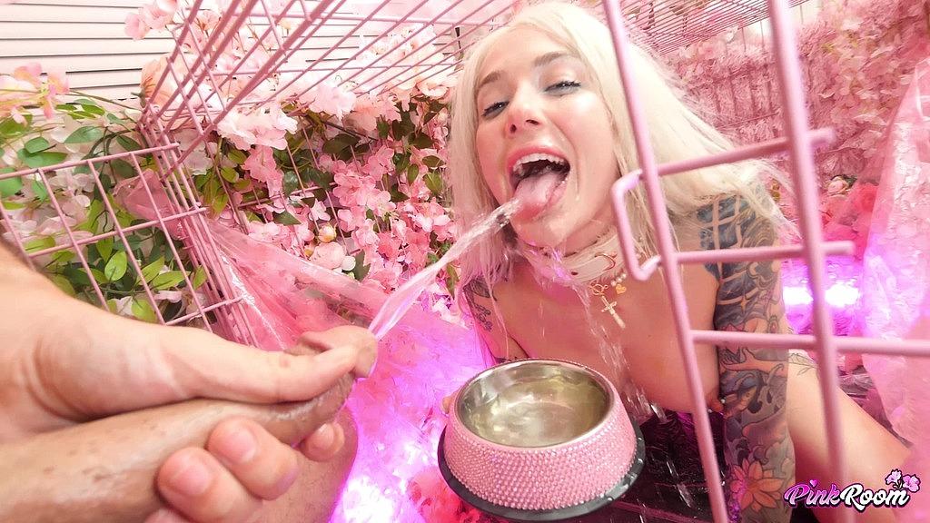 Nade Nasty, Kasara Wood - Kasara's Ass, Dick, and Piss in the Pink Room