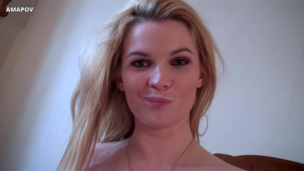 Tasha Holz, British MILF: HD Amateur Blowjob and Handjob