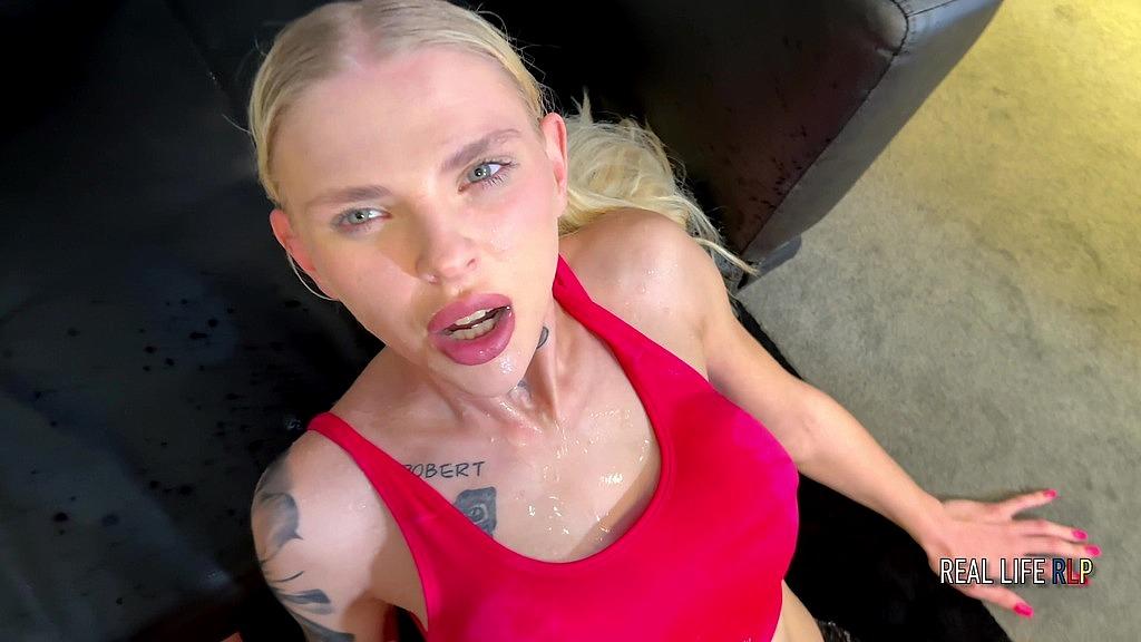 New Face Lexie: First Rimming, Piss Drinking, Hard Sex