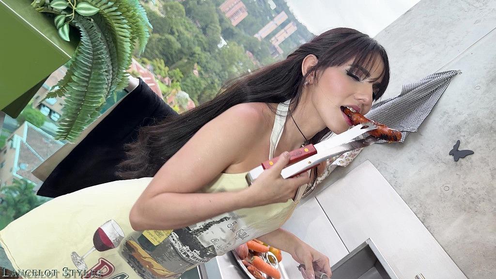 Isabella Uzcategui, Natasha Teen & Clay Ch - Intense Double Anal Penetration (HD)